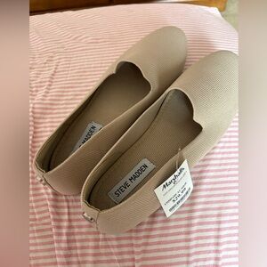 Steve Madden Beige Loafers
